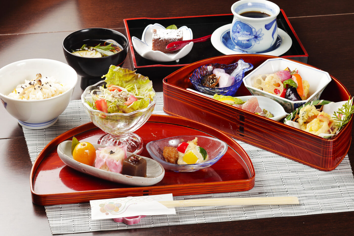 古き良き時代 一軒家 食事処 千峻